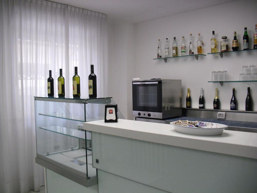 Residence Hotel Club House กัตตอลิกา ภายนอก รูปภาพ